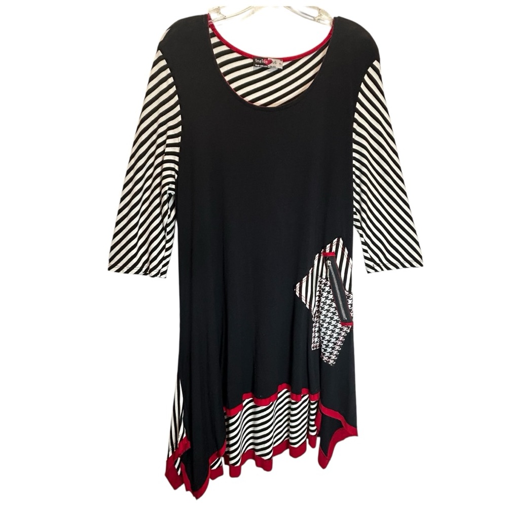 Inside Out Black & White w/ Red Trim Asymmetric Tunic 3/4 Sleeves - Extra Large